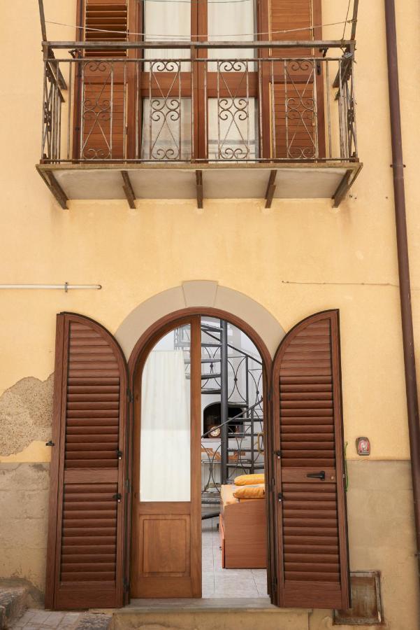 Вілла La Casa Del Sarto Sperlinga Екстер'єр фото